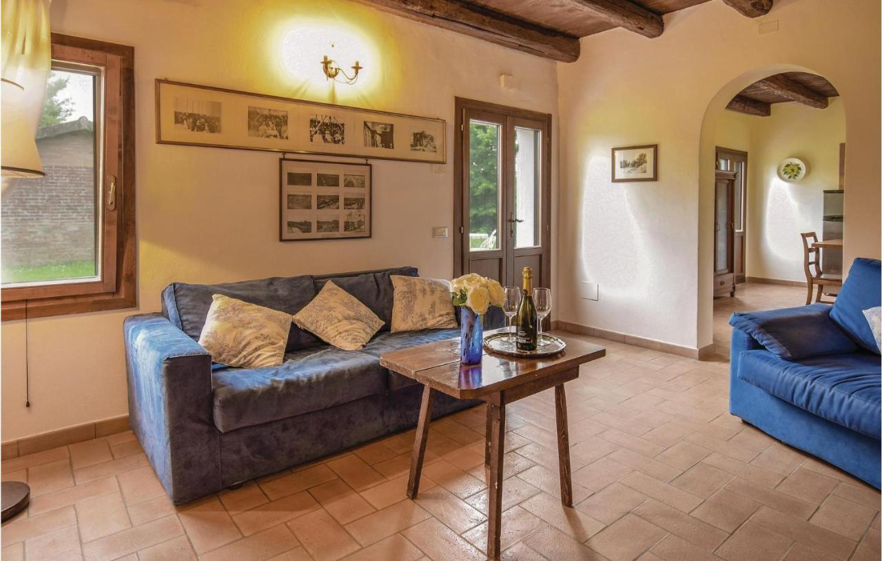 2 Bedroom Awesome Home In Taglio Di Po Ro 维罗港 外观 照片