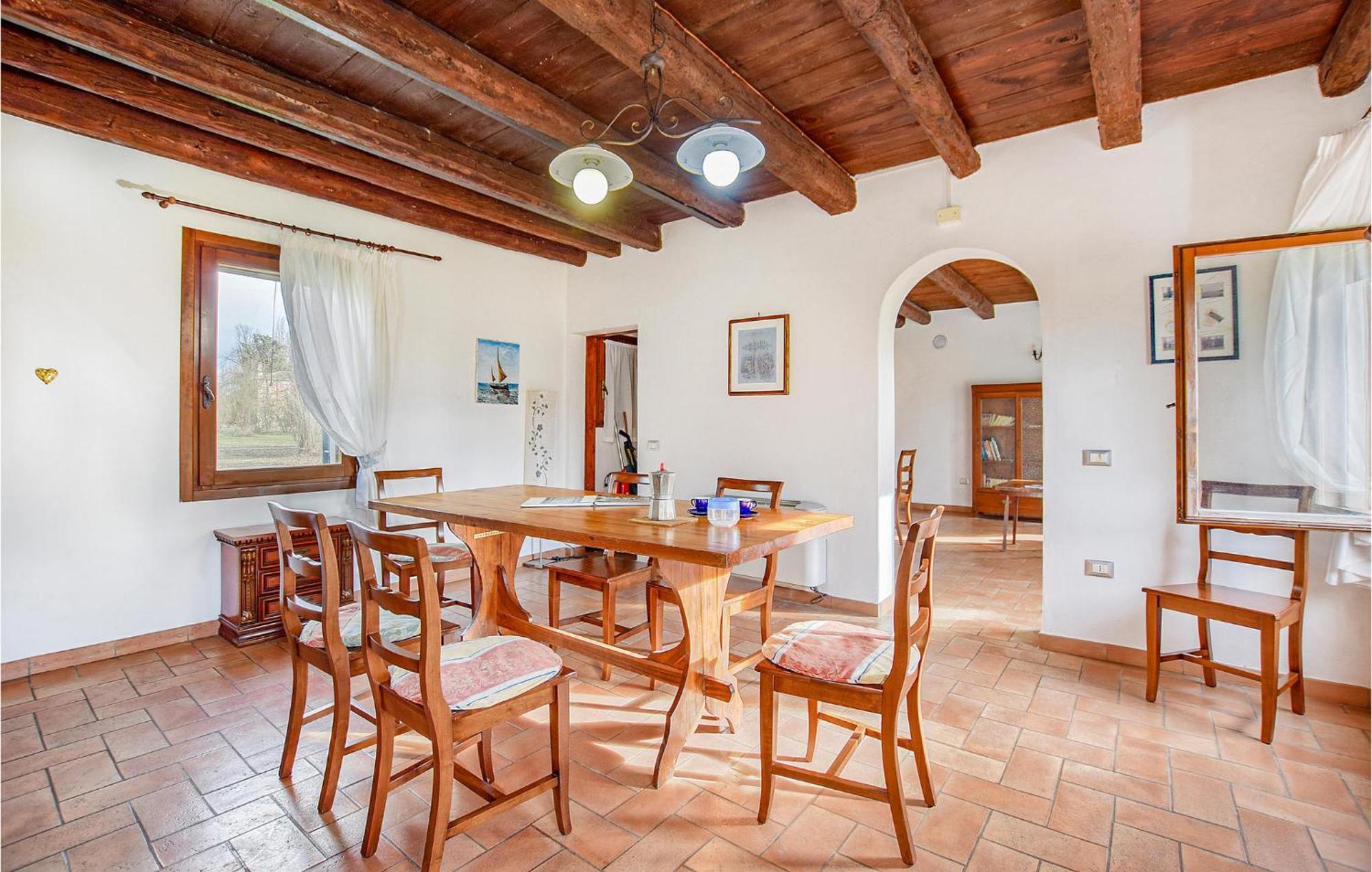 2 Bedroom Awesome Home In Taglio Di Po Ro 维罗港 外观 照片